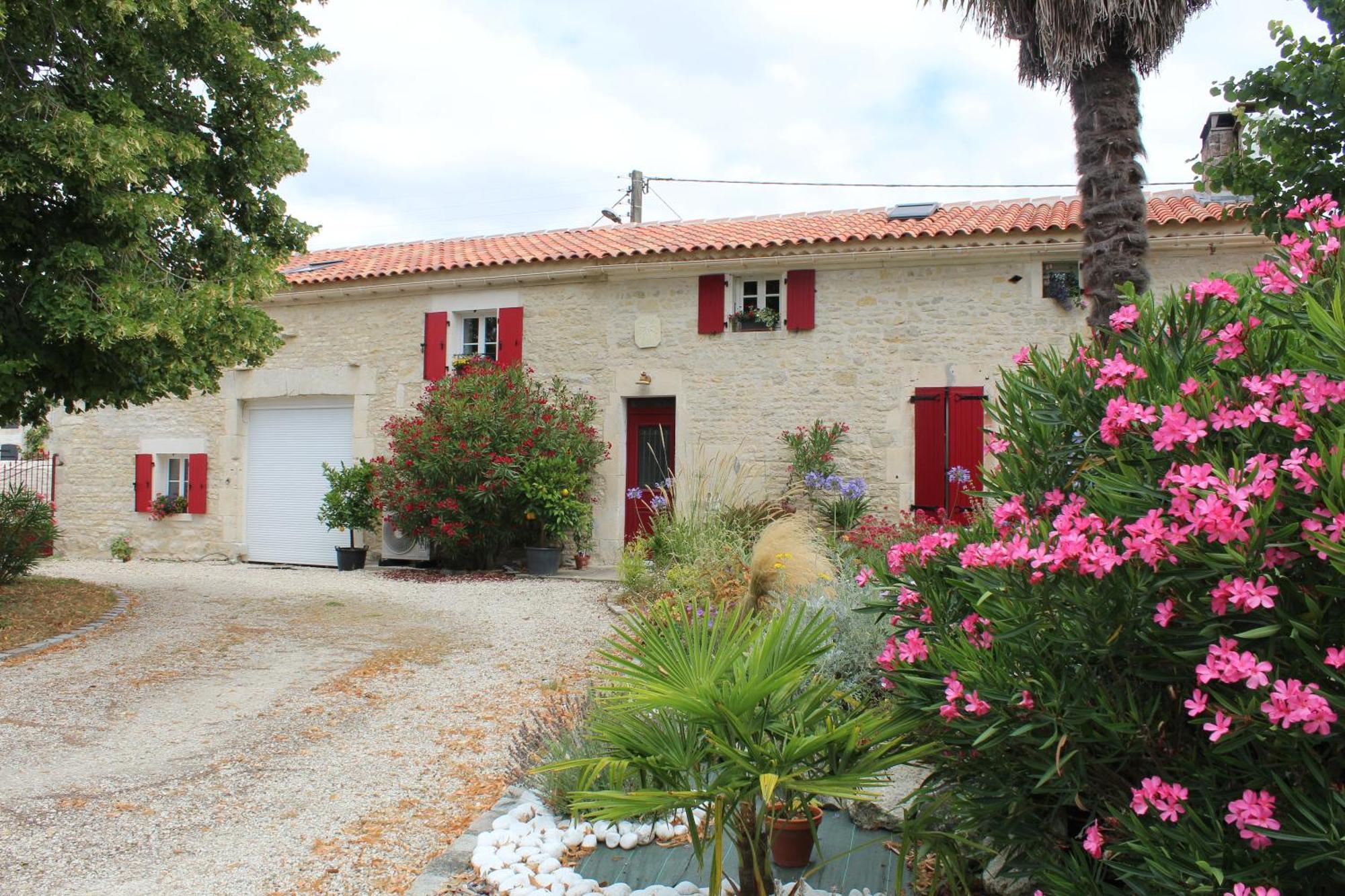 Bed and Breakfast La Douce Charentaise Mérignac Exterior foto